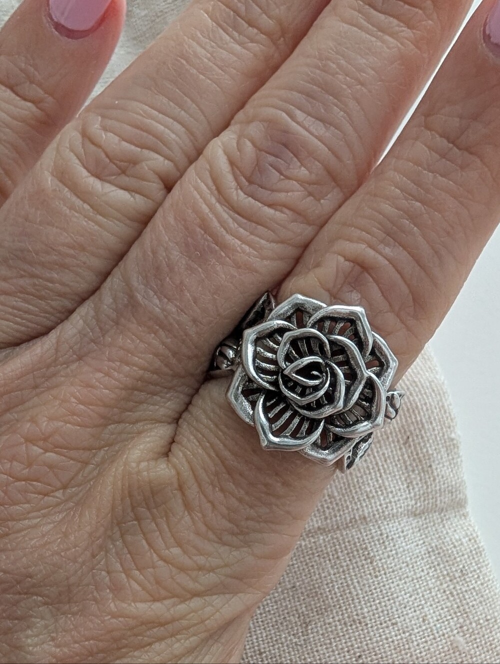 Kendra Scott Yellow Rose Ansel Cocktail Ring S/M Vintage Silver NIB - Picture 2 of 9